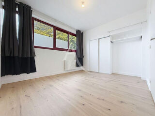 Appartement à louer 2 pièces 40 m²