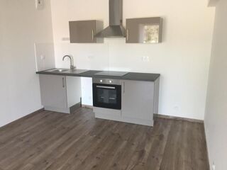  Appartement à louer 3 pièces 58 m²