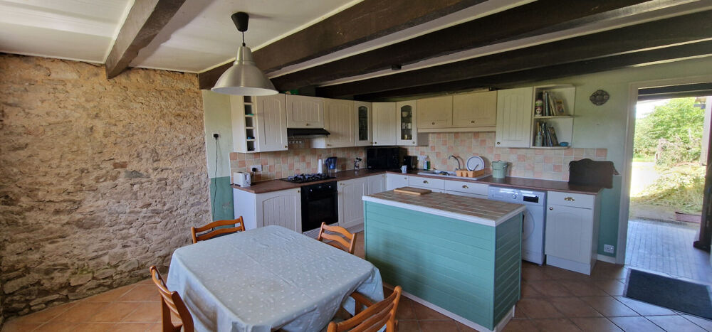 Vente Maison MORBIHAN  Maison indépendante de campagne de 3 chambres avec jardin arboré et deux hangars séparés Meneac