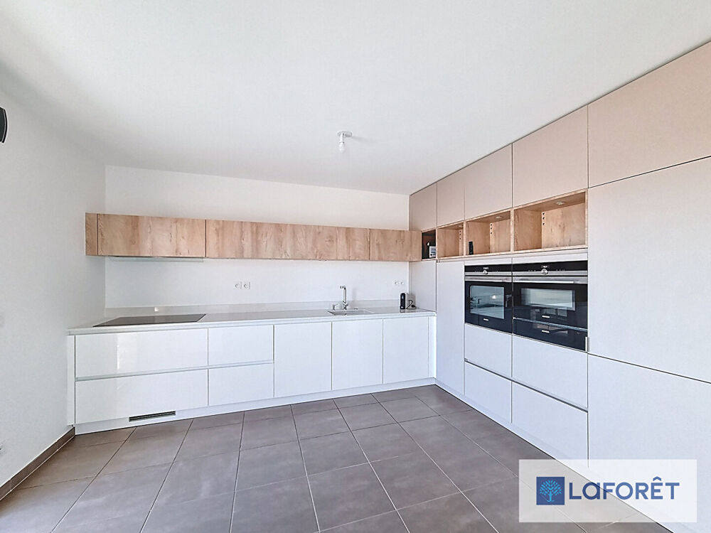Appartement Prevessin Moens 4 pièce(s) 101.59 m2