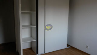  Appartement à vendre 4 pièces 77 m²