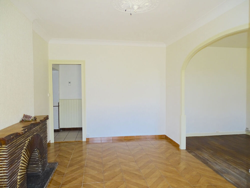 MAISON EN PIERRE 4 CHAMBRES- GARAGE 50 m² JARDIN CLOS CALME ABSOLU