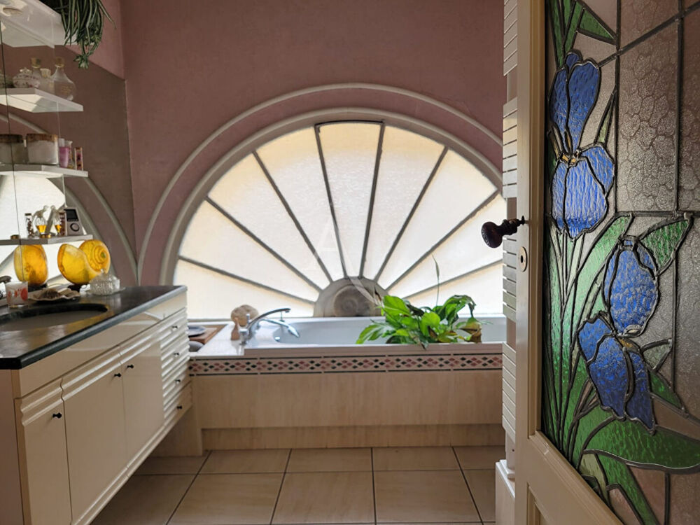 � vendre  Appartement Bordeaux (33000)