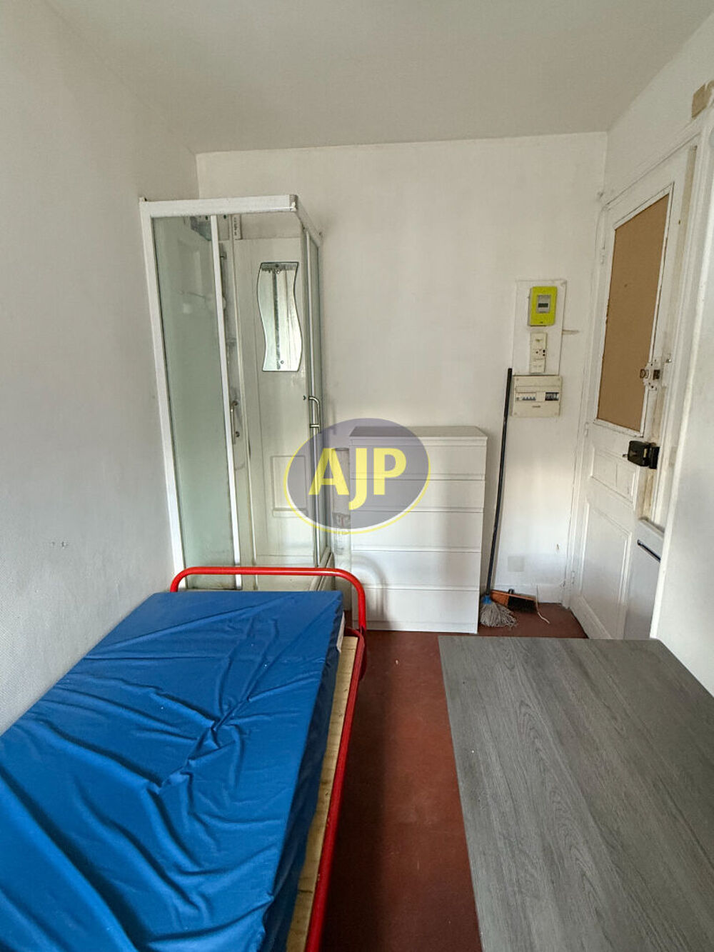 Vente Appartement PARIS 15ème  Chambre de service Paris 15