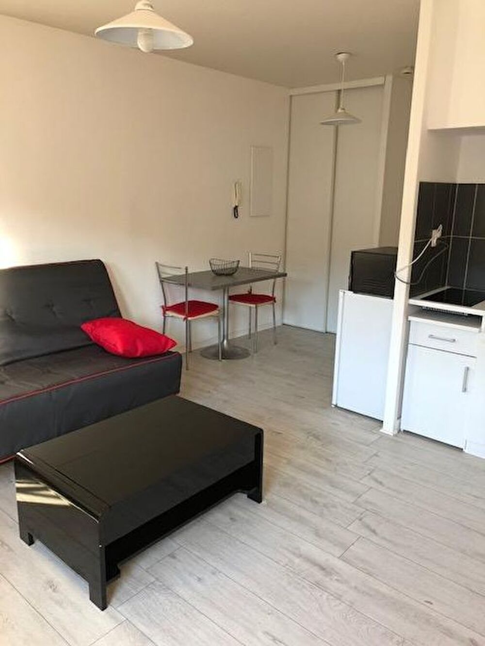 Location Appartement Studio meublé 21.18 m² proche centre-ville avec parking Evreux