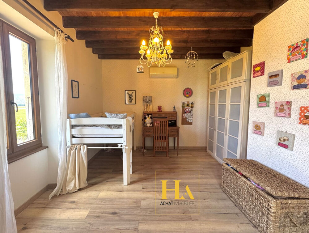 � vendre  Maison Sauzet (26740)