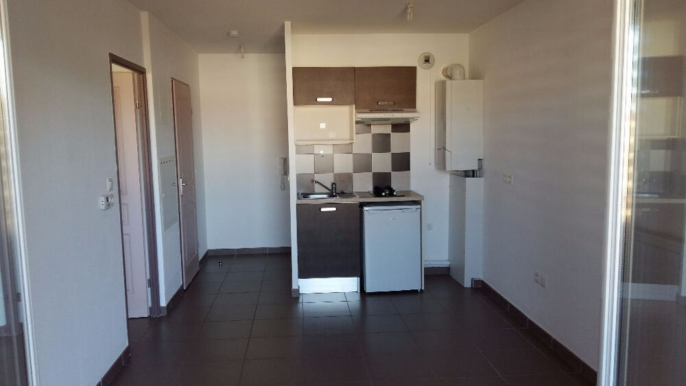 Appartement T2 avec parking - Dernier étage - Résidence récente - Sète