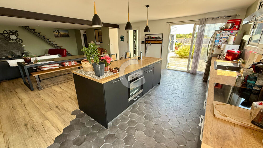 � vendre  Maison Saint-Vincent-sur-Jard (85520)