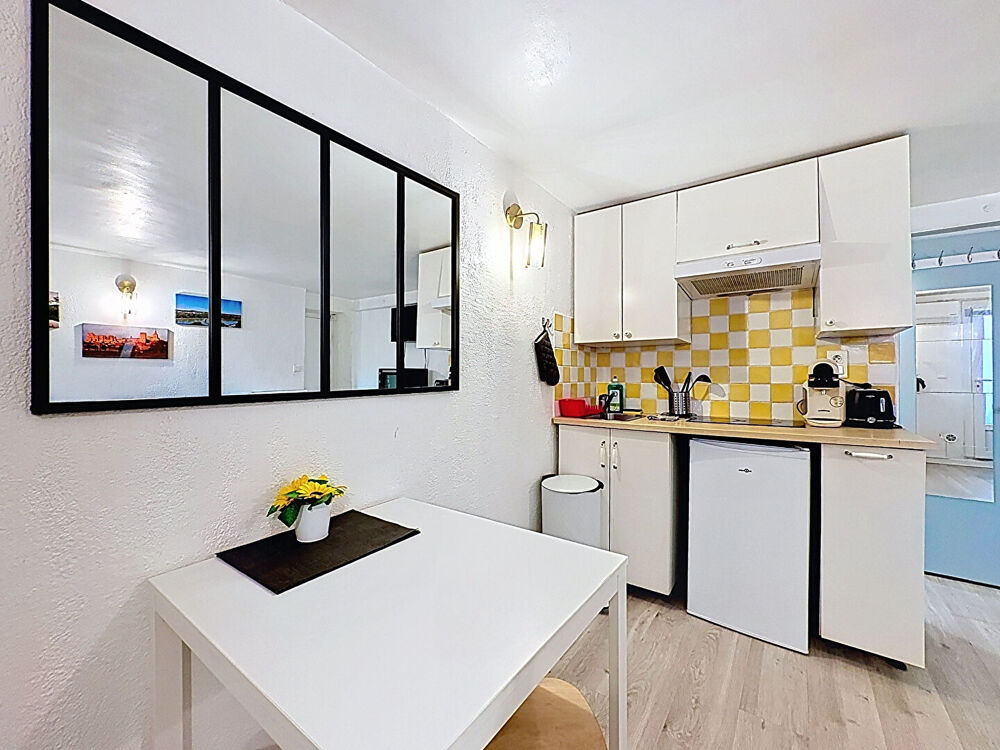 Vente Appartement Appartement meublé 25 m² ? Intra-muros Avignon, proche Les Halles Avignon