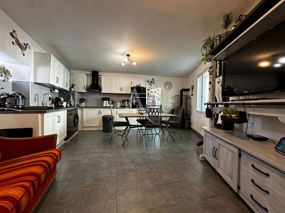 Vente Maison Maison � vendre avec ext�rieur sur L�zignan-Corbi�res Lezignan corbieres