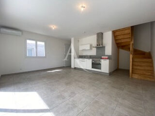 Maison à louer 3 pièces 64 m²