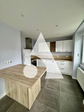 Location Appartement À louer T3  avec balcon et jardin collectif Neufchateau