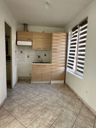  Appartement à louer 1 pièce 24 m²