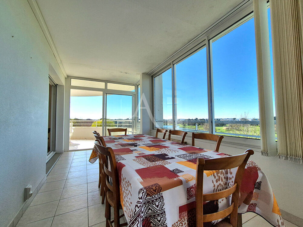 GRAND APPARTEMENT AVEC VUE MER