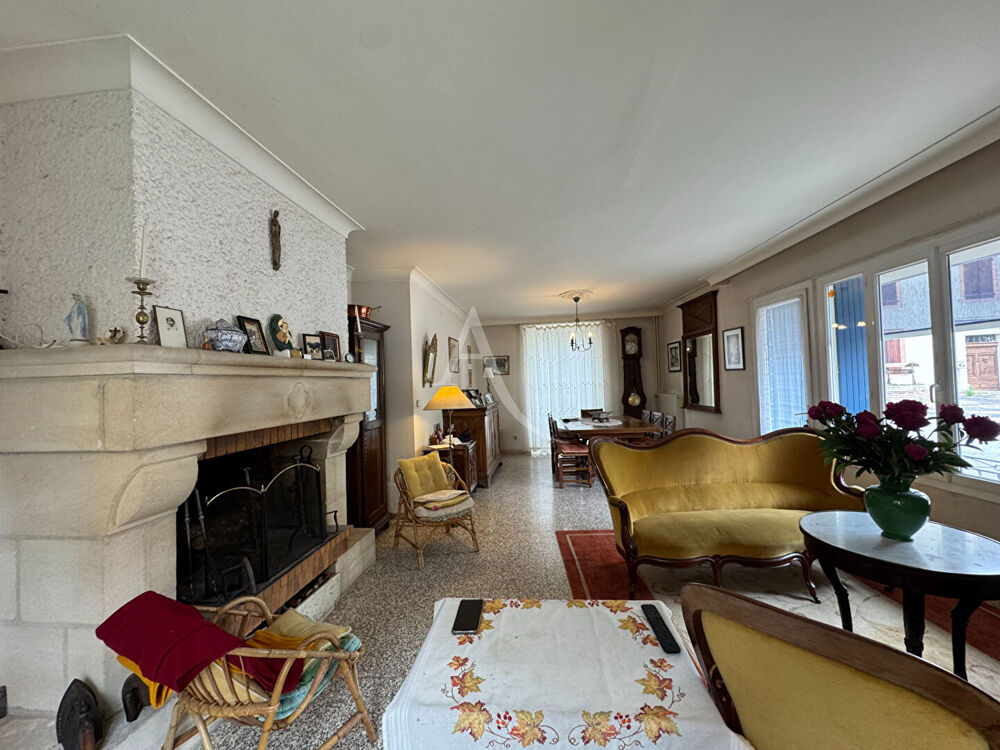 LABASTIDE DE LEVIS . MAISON DE +/-188 M²
