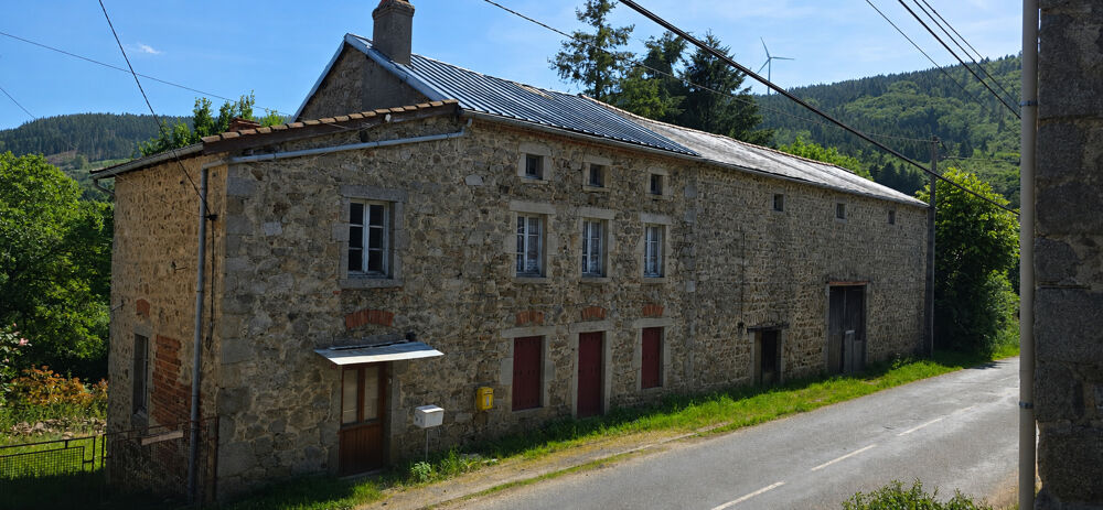 MONTAGNE BOURBONNAISE ANCIENNE FERMETTE