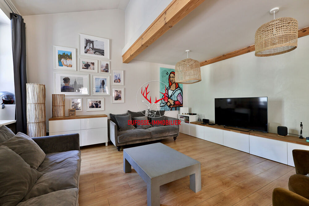 Vente Maison ÉCULLY HYPERCENTRE - MAISON DE CARACTÈRE DE 113 M²  AVEC TERRASSE ET JARDIN Ecully