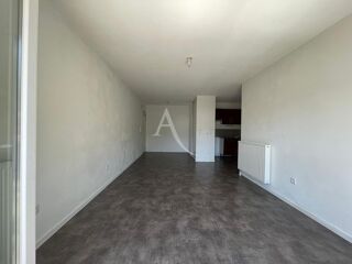  Appartement à louer 3 pièces 63 m²