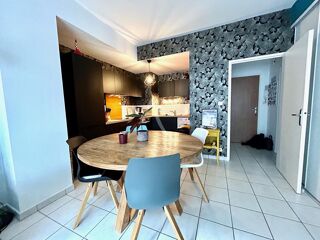  Appartement à louer 2 pièces 44 m²