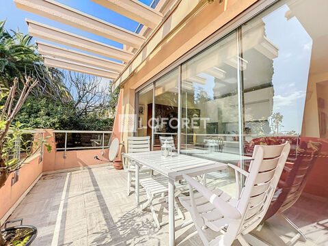   Appartement Cannes 3 pices - proche plages - Terrasse - Box 