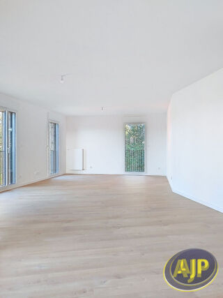  Appartement à vendre 4 pièces 97 m²