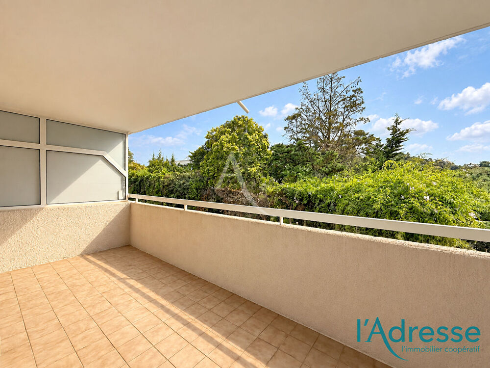 Appartement 2/3 pièces 41m2 avec grande terrasse et garage à Mandelieu