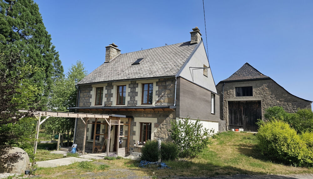 Maison Peyre En Aubrac 5 pièce(s) 130 m2