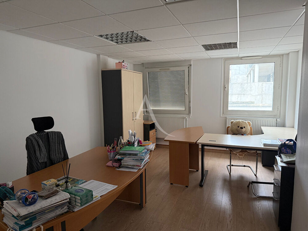   Bureaux à louer Bourg En Bresse centre ville - 143 m² et 4 stationnements Bourg en bresse