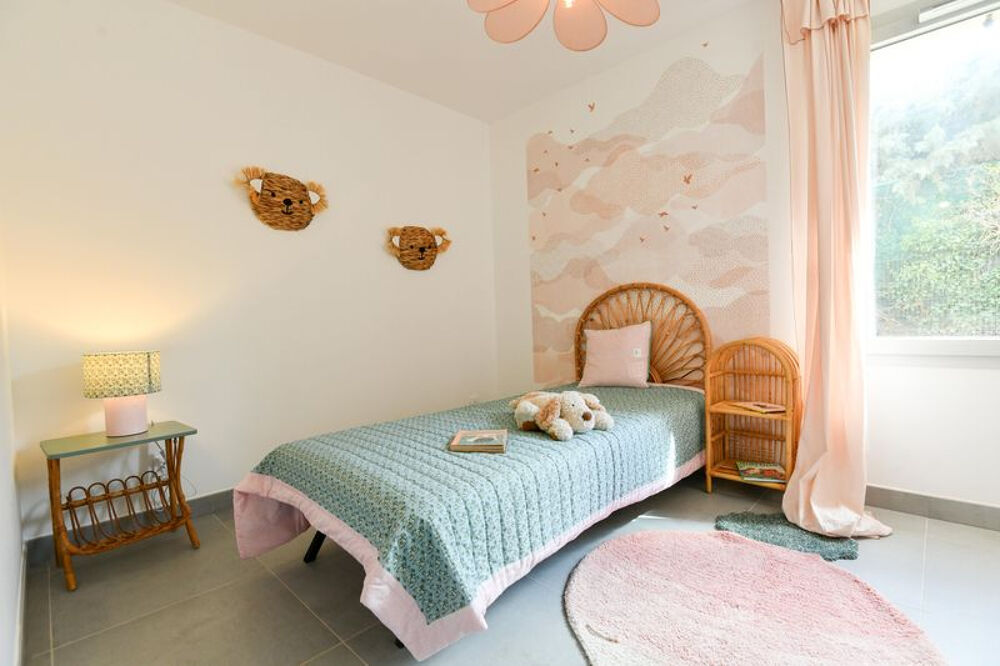 DISPONIBLE IMMEDIATEMENT - A VISITER - APPARTEMENT T3 , JARDIN DE 500M2, AIX EN PROVENCE