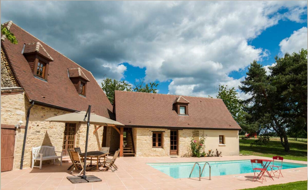 Maison Les Eyzies 9 pièce(s) 245 m2