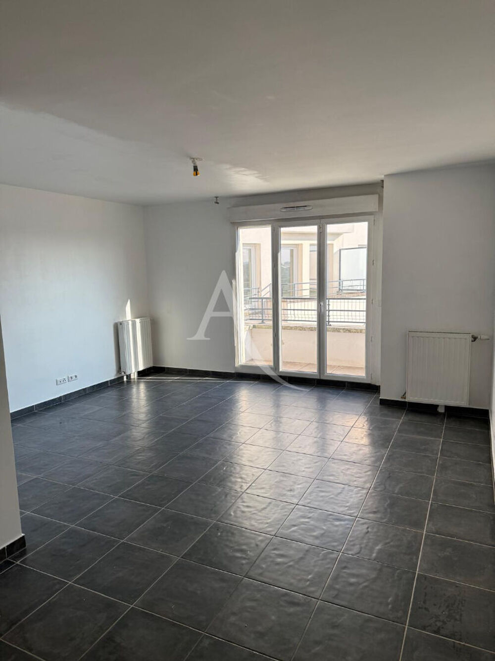 Location Appartement Appartement Drancy 3 pièce(s) 66m2,   2 parking centre ville Drancy