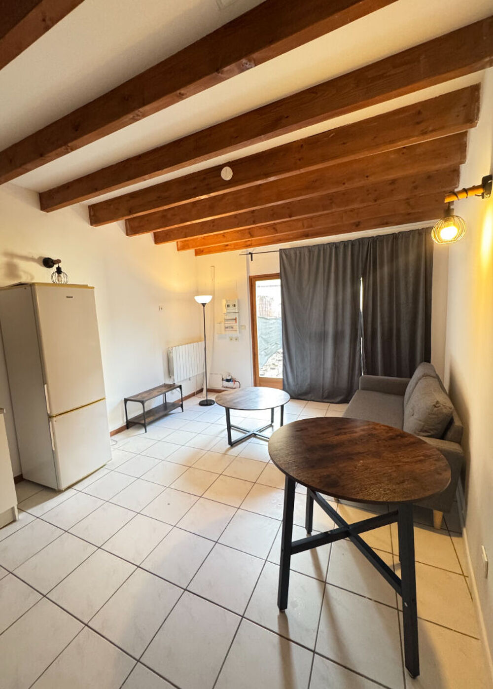 Location Appartement À louer - Appartement T2 meublé en duplex de 36 m² avec jardin privatif  Saint-Genis-Laval Saint genis laval