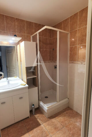  Appartement à louer 2 pièces 50 m²