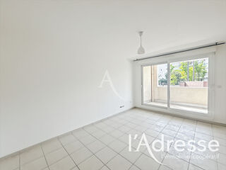  Appartement à louer 2 pièces 37 m²