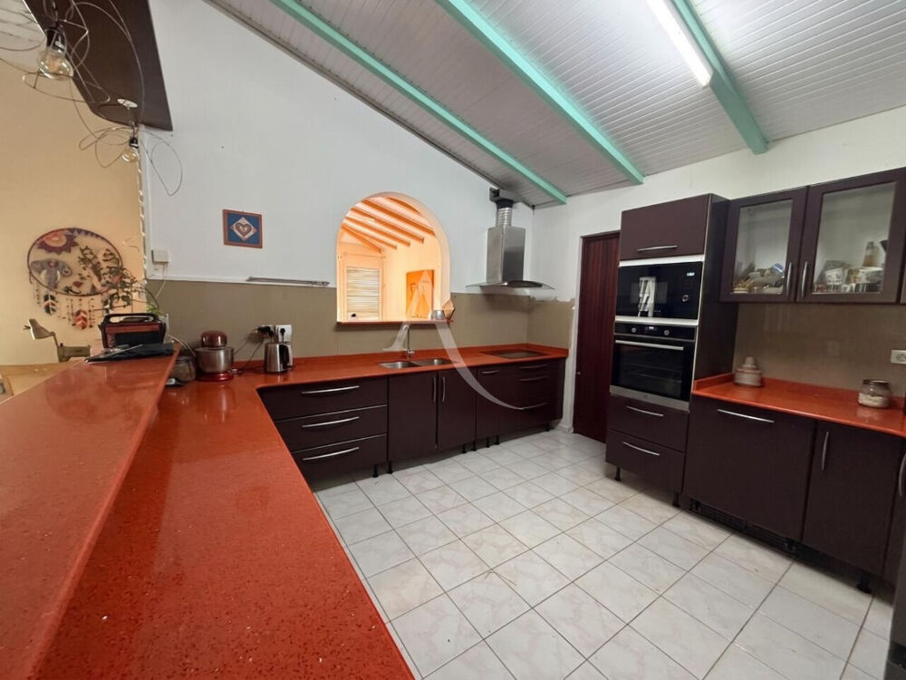 Vente Maison Maison 5 chambres + bungalow sur terrain clos Saint claude