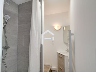  Appartement à louer 4 pièces 66 m²