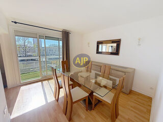  Appartement à louer 3 pièces 68 m²