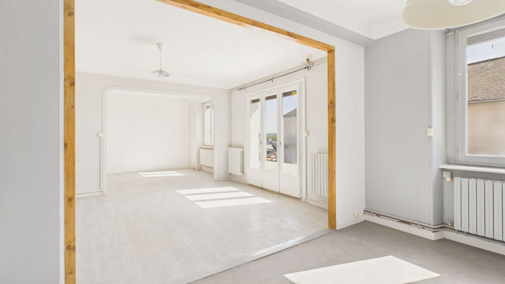 Grand appartement T3 rénové - 3 balcons + véranda + jardin - RODEZ