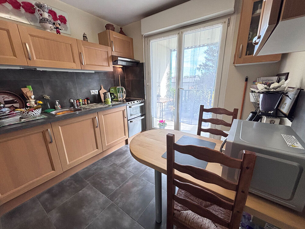 Vente Appartement Appartement charmant à Cernay : 2 pièces, terrasse, cave et garage - le combo gagnant ! Cernay