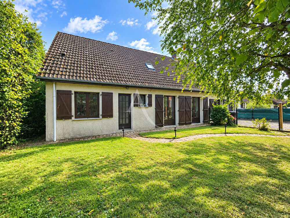Maison Rue 4 chambres 140 m²