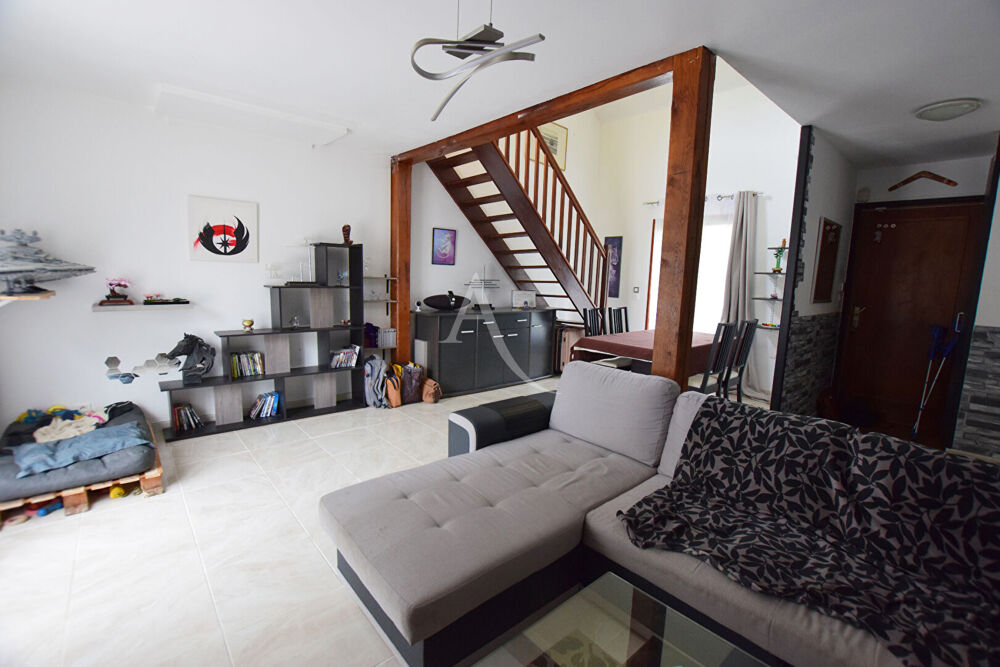 Maison Montigny Lencoup 7 pièce(s) 157.19 m2