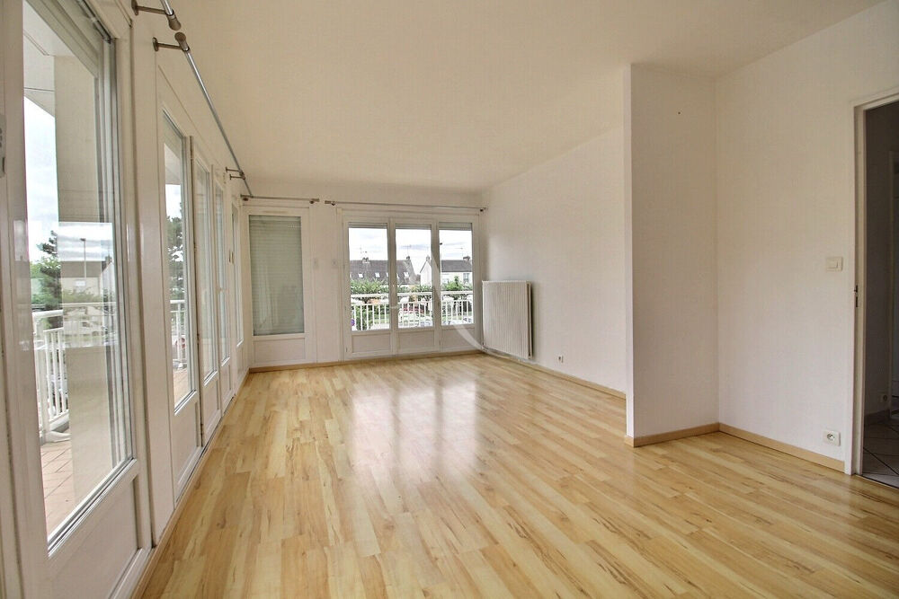 Appartement 3 pièces centre ville de Maurepas