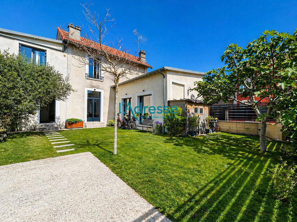 Maison 5 pièces 124 m² · à Nanterre · 124 m² · 695 000 €