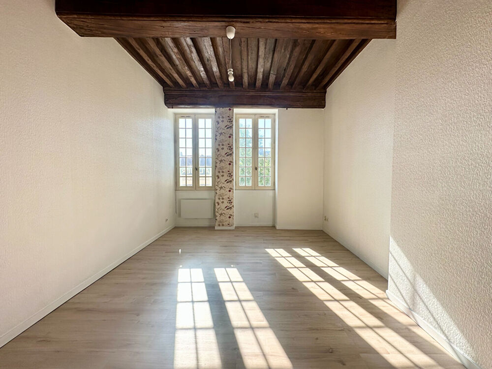 Location Appartement T1 entièrement rénové de 33m2 - Place Anne Laprévote - VIEUX CHENOVE Chenove