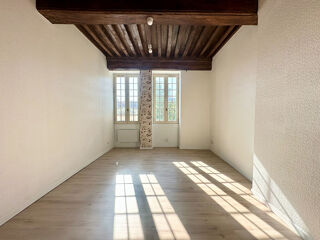  Appartement à louer 1 pièce 34 m²