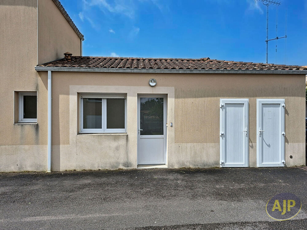 Vente Maison À vendre, Charmant T2 de plain-pied au Bourg-sous-la-Roche La roche sur yon