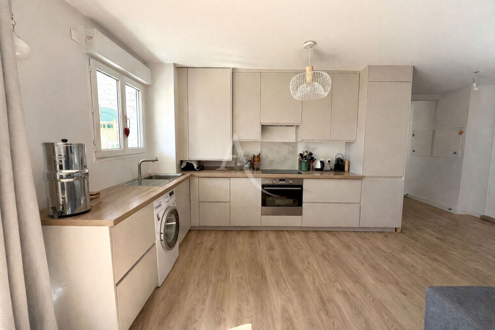 Appartement - 3 pièces - 74 m2 - jardin de 95m2 - box - PMR