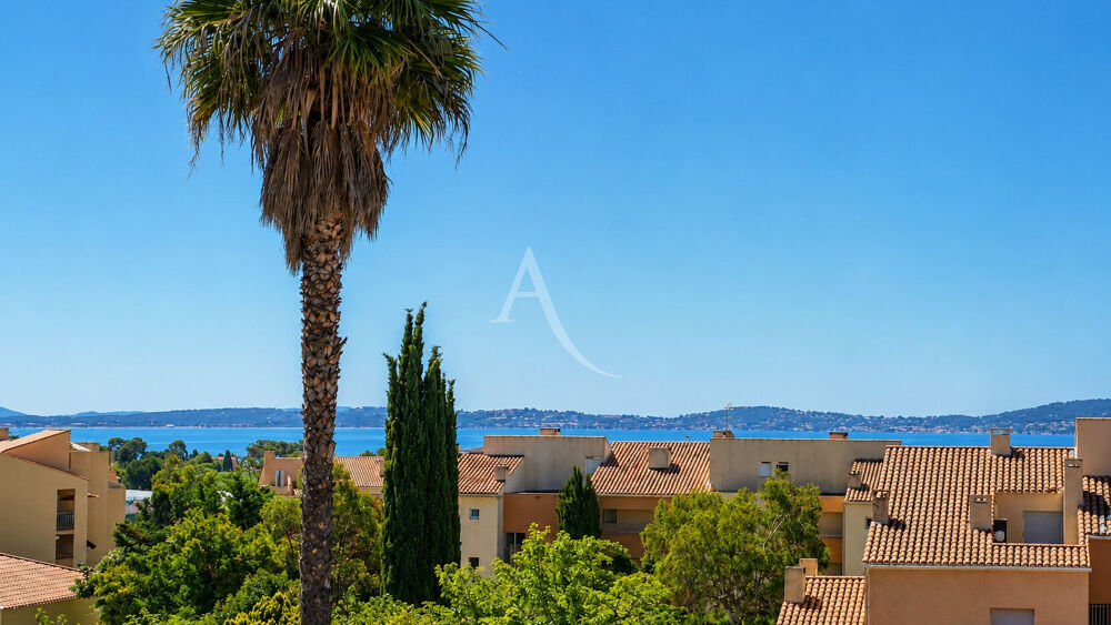 T4 Carqueiranne magnifique vue mer résidence sécurisée avec piscine