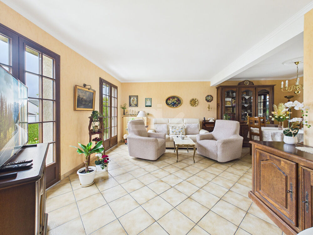 Vente Maison Pavillon avec vie en plain pied familial avec sous-sol complet et jardin - axe Reims - Muizon Thillois