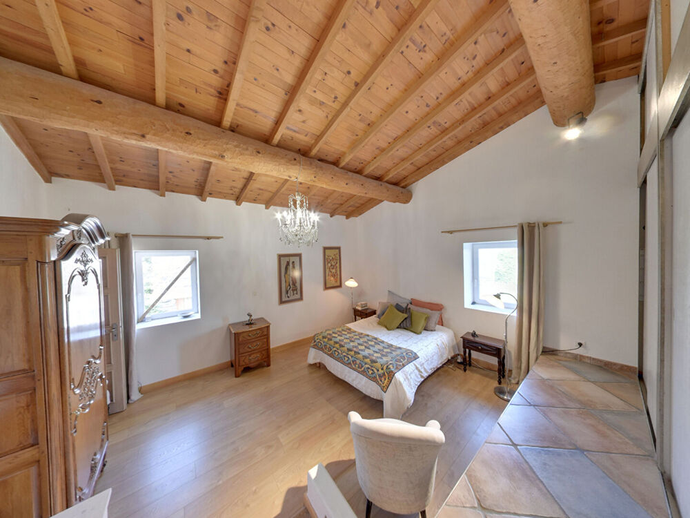 à vendre  Maison Rochessauve (07210)